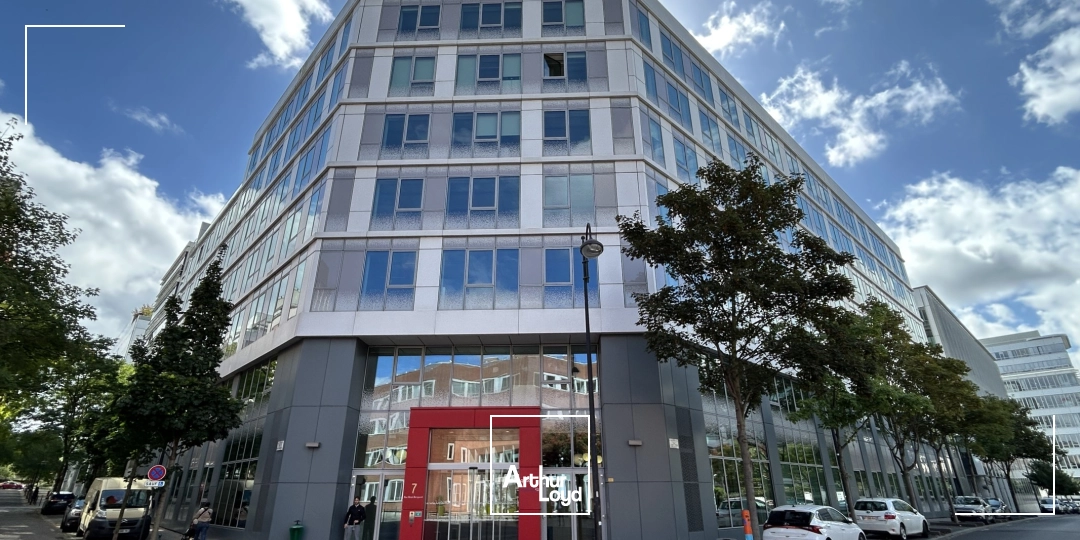 Bureaux très lumineux à louer - Quartier dynamique de Rueil-Malmaison - Accès privilégié aux transports