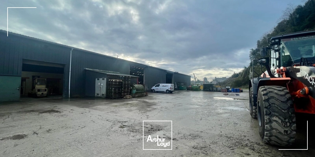 Locaux d'activité à vendre à CANTELEU 76380