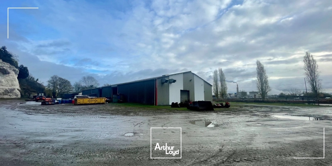 Locaux d'activité à vendre à CANTELEU 76380