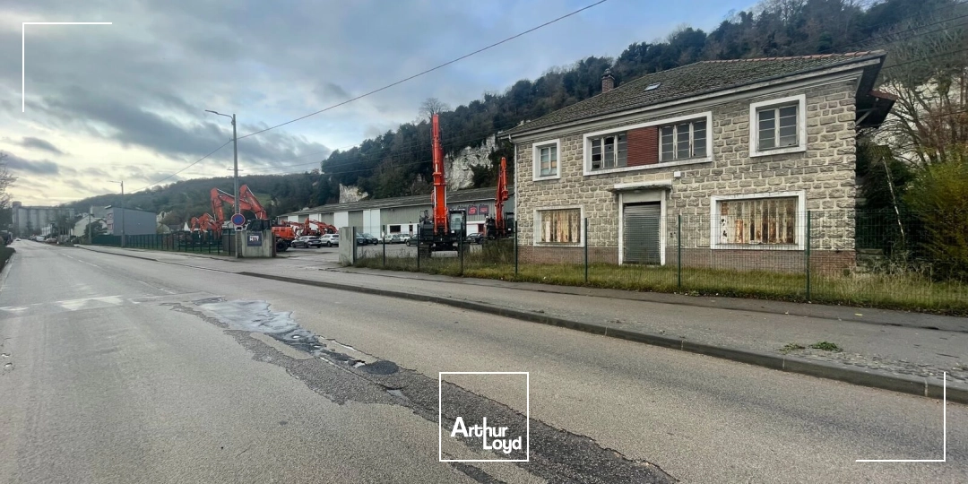 Locaux d'activité à vendre à CANTELEU 76380
