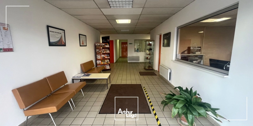 Locaux d'activité à vendre à CANTELEU 76380