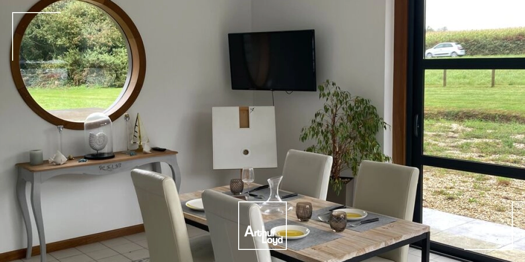 A LOUER - BATIMENT D'ACTIVITE 1185 M² - LANRIVOARE