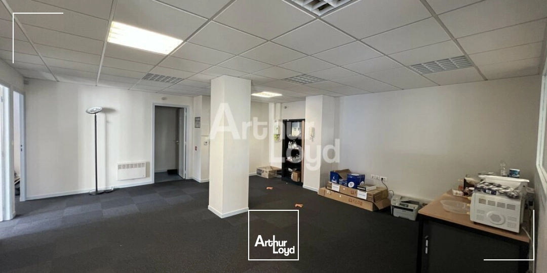 CHANTEPIE - BUREAUX A LOUER - 502 M² DIVISIBLES