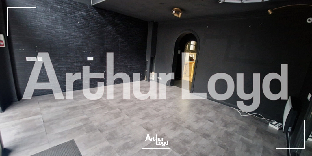 Local commercial Caen Centre 56 m2