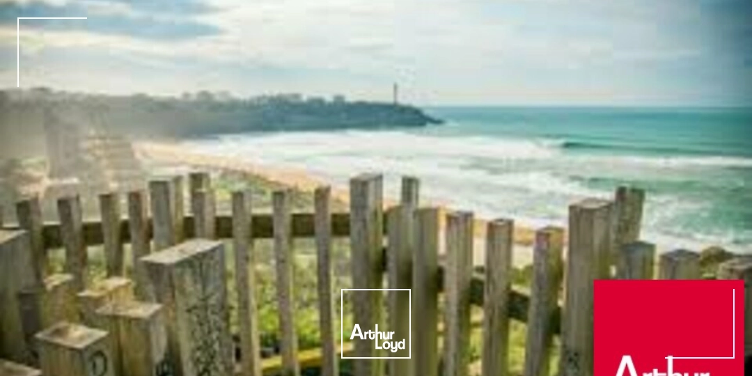 ANGLET  Fonds de commerce à céder de 750 m², Fort potentiel dans un secteur attractif.