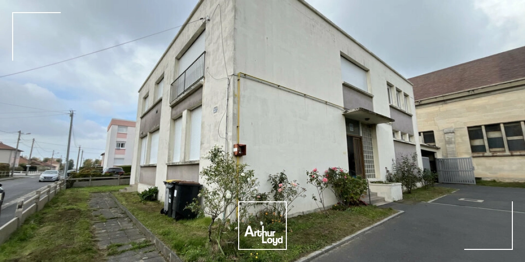 EXCLUSIVITÉ VILLE HAUTE - A VENDRE ÉDIFICE D'ARCHITECTE 1430 m2 + IMMEUBLE D'HABITATION