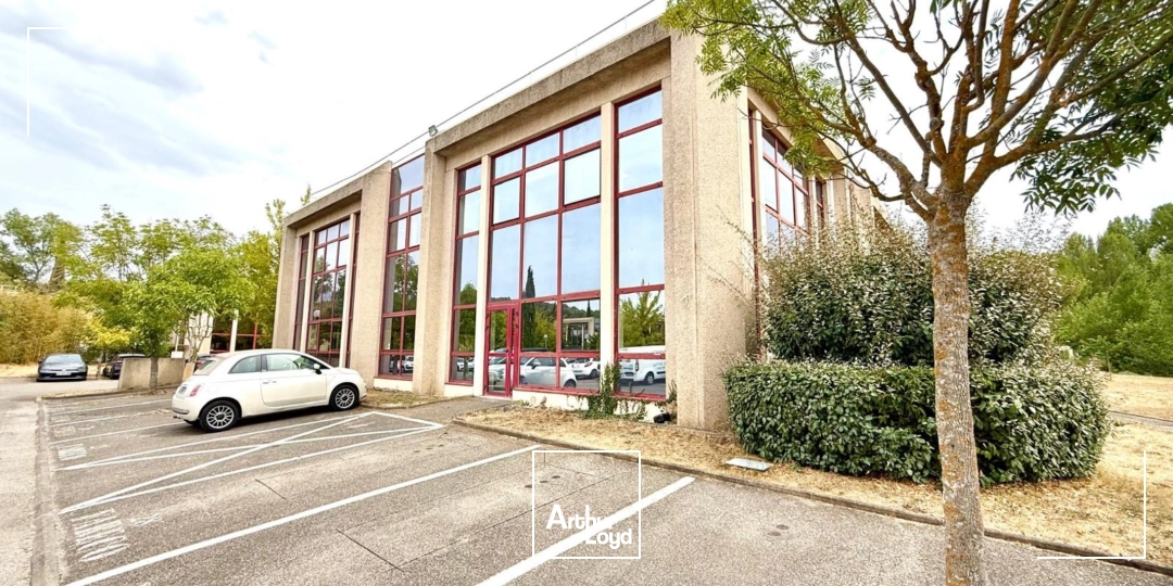 Bureaux rénovés à vendre à Meyreuil