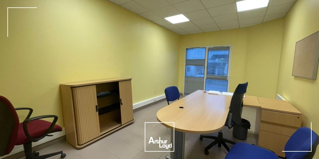 LOCATION - BUREAUX ET LOCAUX D'ACTIVITE - PONTIVY