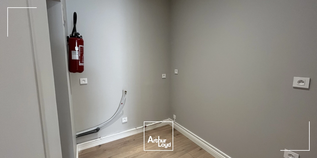 Locaux commerciaux - Vente - SAINT QUENTIN - 02100 - 64-64 - 7614831