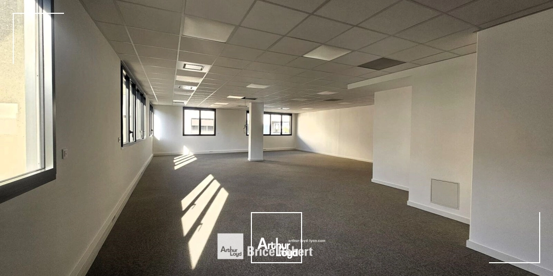 Bureaux - Location - DARDILLY - 69570 - 111.7-753 - 7634070