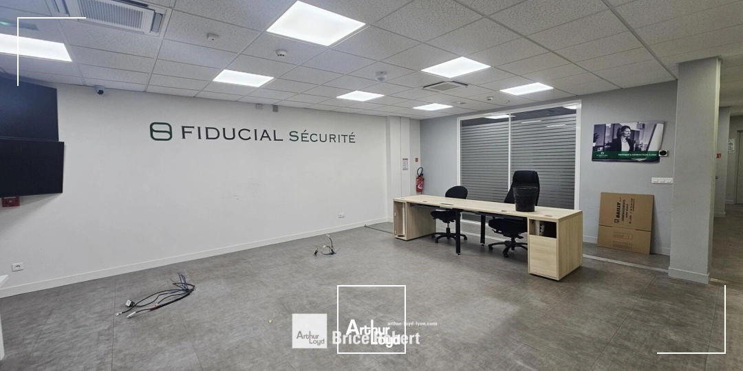 Bureaux - Location - SAINT PRIEST - 69800 - 234-857 - 7634127