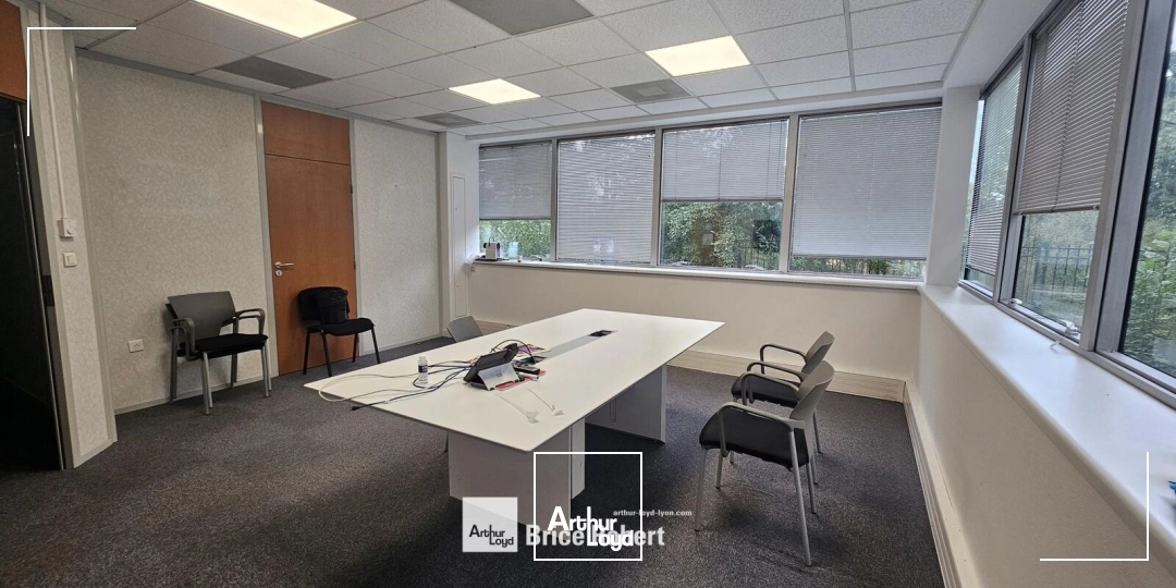 Bureaux - Location - SAINT PRIEST - 69800 - 234-857 - 7634122