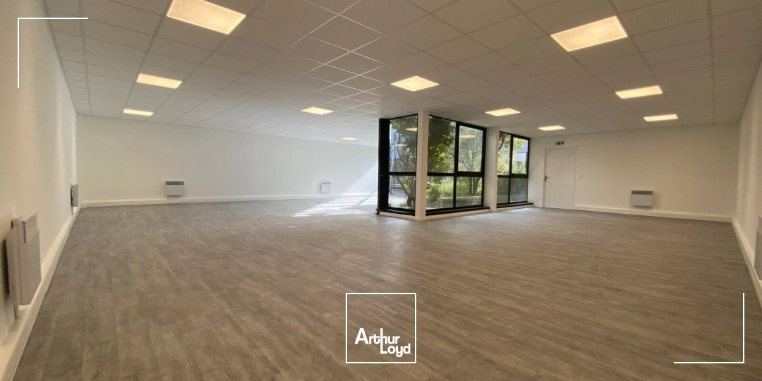 Locaux d'activité & Entrepôts - Location - VILLEBON SUR YVETTE - 91140 - 567-567 - 7655881