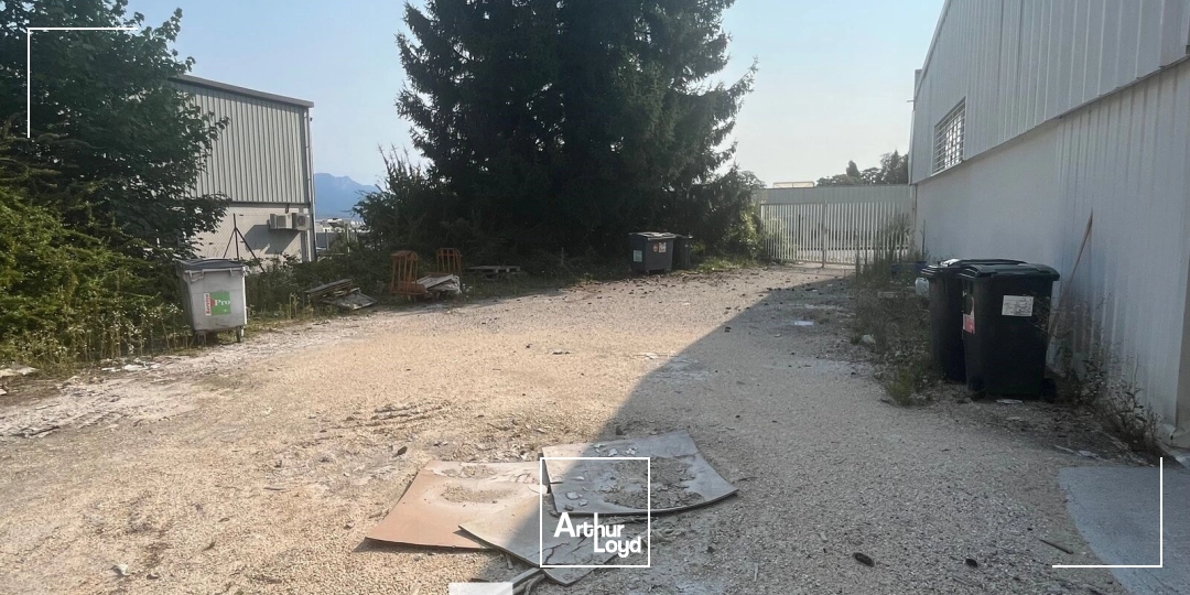 Locaux d'activité & Entrepôts - Location - VOIRON - 38500 - 414-414 - 7661861