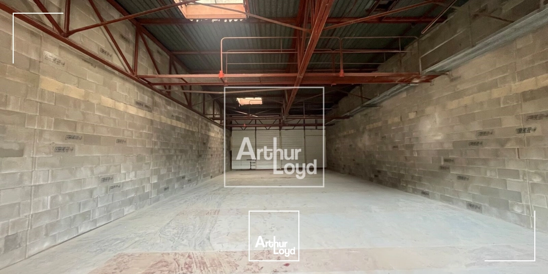 Locaux d'activité & Entrepôts - Vente - SAINT ETIENNE DE CROSSEY - 38960 - 236-236 - 7669134