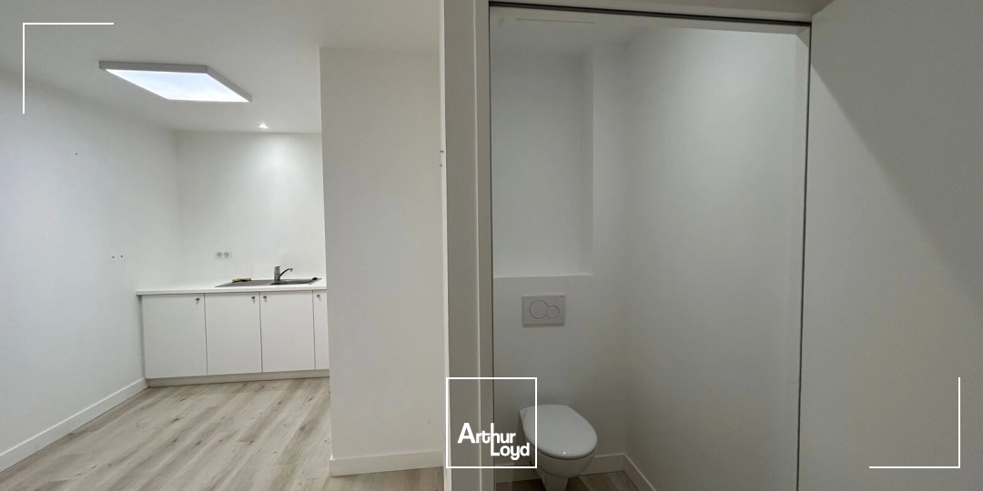 Locaux commerciaux - Location - DIVATTE SUR LOIRE - 44450 - 592-592 - 7670982