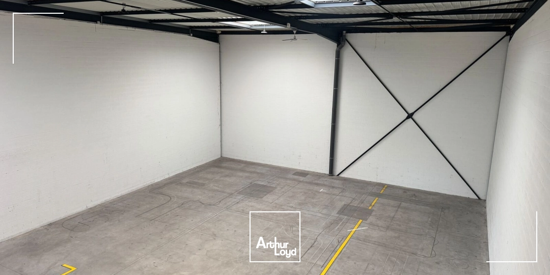 Locaux d'activité & Entrepôts - Location - CROIX - 59170 - 599-2179 - 7671110