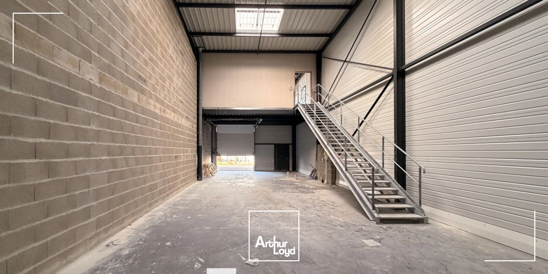 Locaux d'activité & Entrepôts - Location - DECINES CHARPIEU - 69150 - 143-143 - 7674228