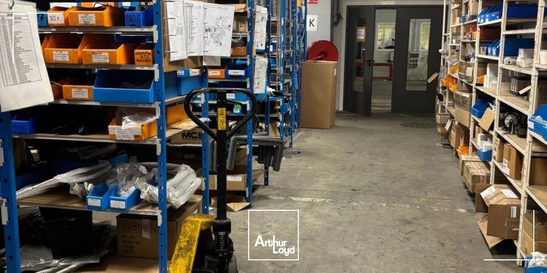 Locaux d'activité & Entrepôts - Vente - VENISSIEUX - 69200 - 8800-8800 - 7677082