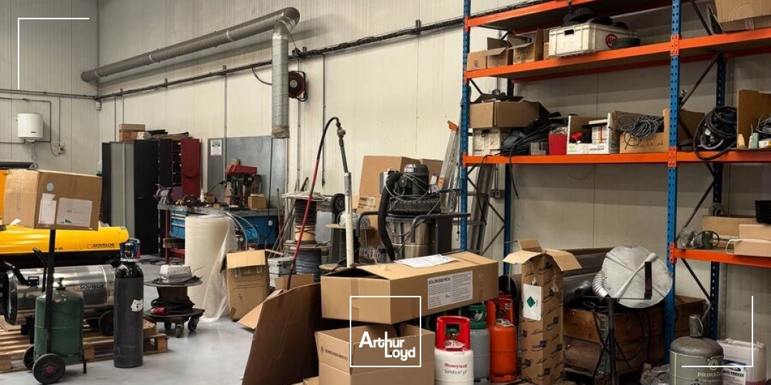 Locaux d'activité & Entrepôts - Vente - VENISSIEUX - 69200 - 8800-8800 - 7677085