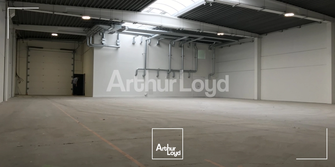 Locaux d'activité & Entrepôts - Location - RONCQ - 59223 - 528-1820 - 7718442