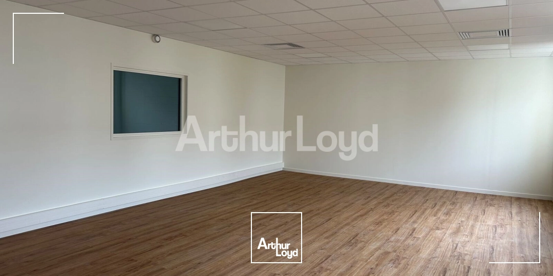 Locaux d'activité & Entrepôts - Location - VILLENEUVE D'ASCQ - 59650 - 233-2049 - 7718919