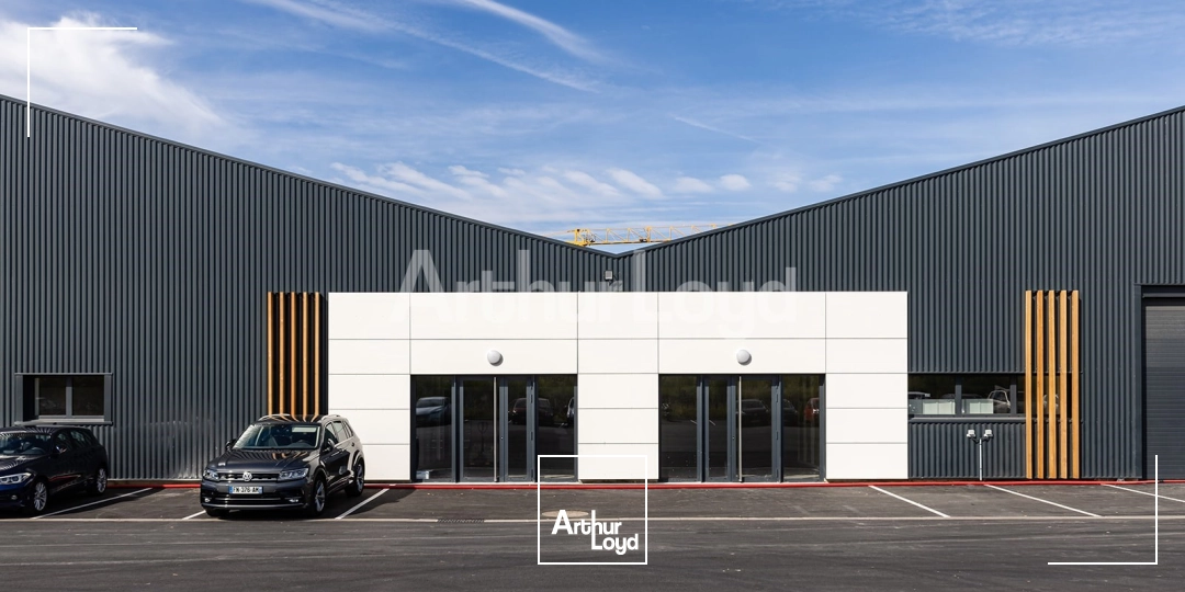 Locaux d'activité & Entrepôts - Location - NEUVILLE EN FERRAIN - 59960 - 1834-1834 - 7719845