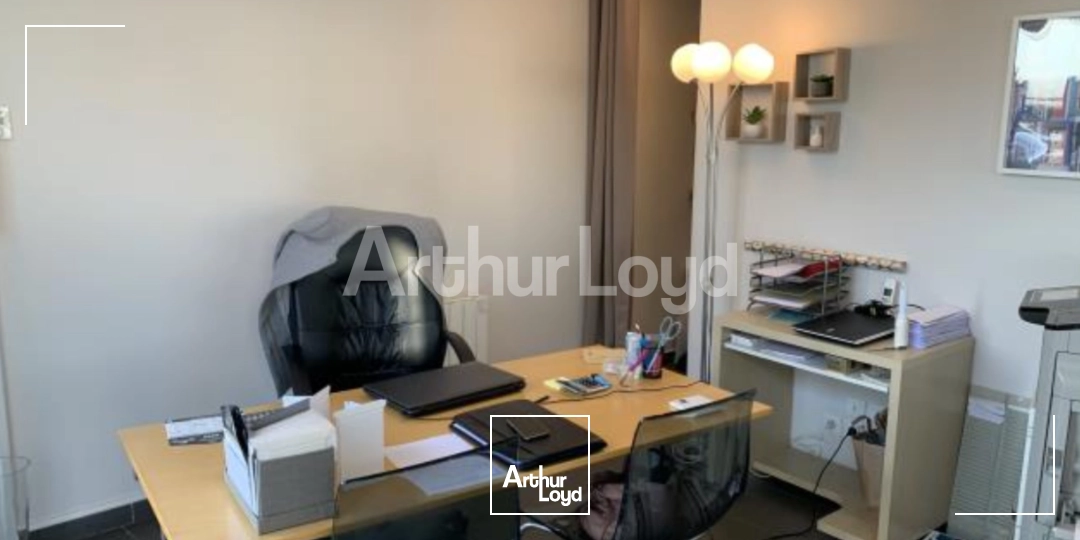 Locaux commerciaux - Location - PERENCHIES - 59840 - 76-76 - 7720409