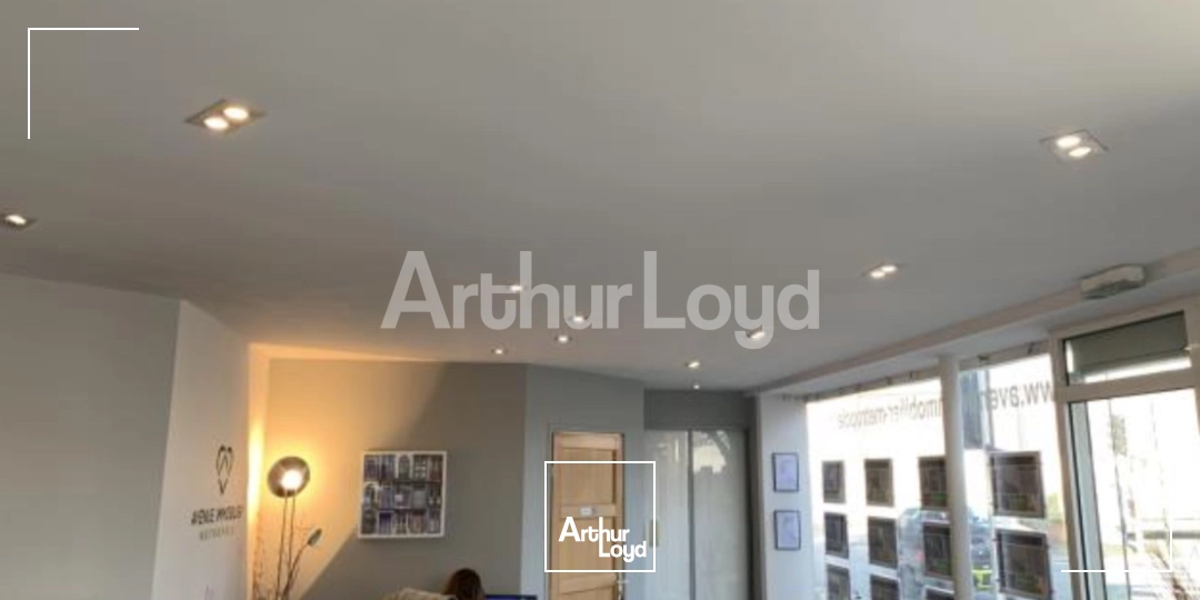 Locaux commerciaux - Location - PERENCHIES - 59840 - 76-76 - 7720410