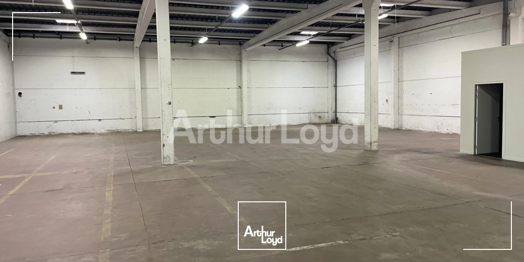 Locaux d'activité & Entrepôts - Location - NEUVILLE EN FERRAIN - 59960 - 588-588 - 7720653