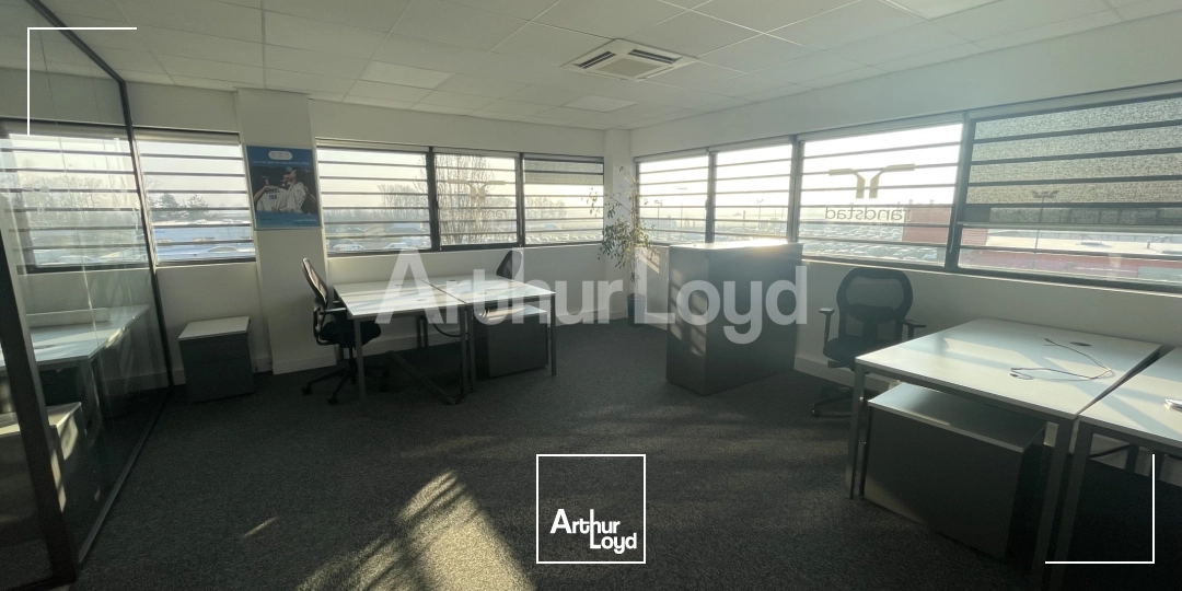 Bureaux - Location - VENDEVILLE - 59175 - 126-126 - 7721025