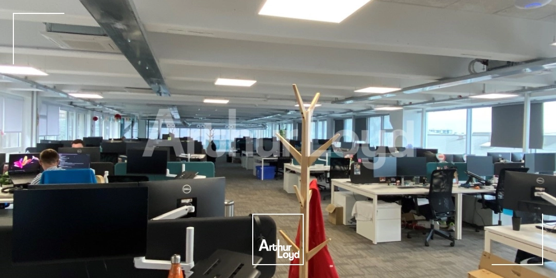 Bureaux - Location - VILLENEUVE D'ASCQ - 59650 - 334-1200 - 7721811