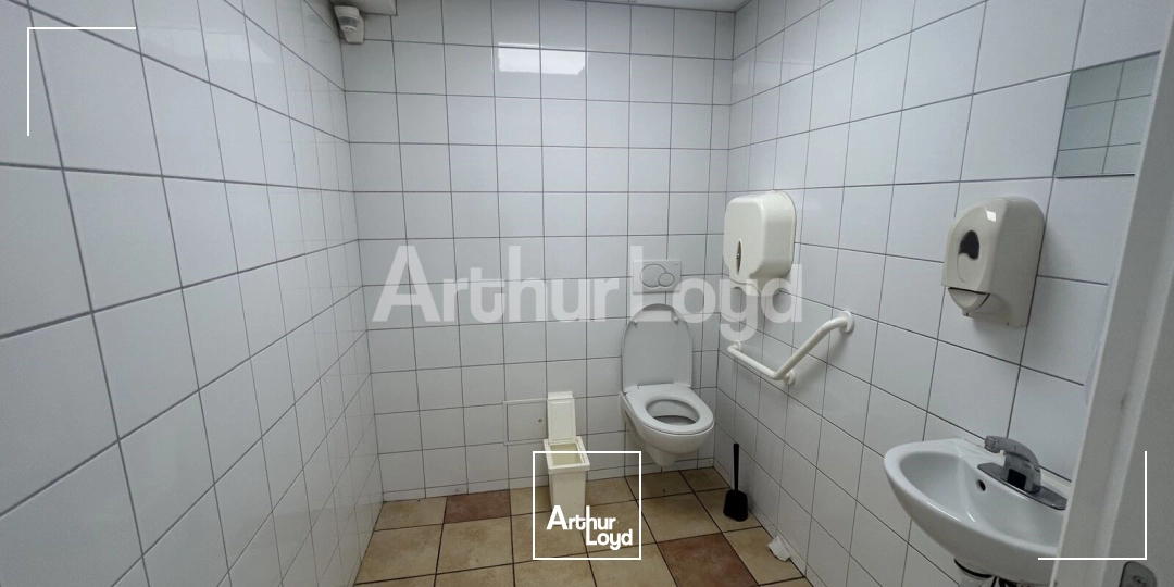 Locaux commerciaux - Location - LILLE - 59000 - 110-110 - 7722139