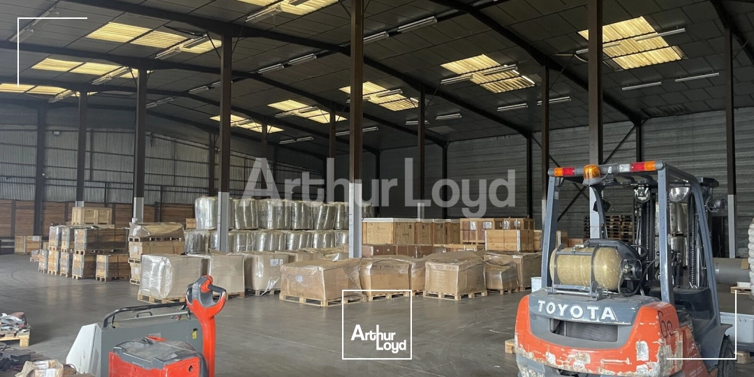 Locaux d'activité & Entrepôts - Vente - FONTAINE NOTRE DAME - 59400 - 2500-2500 - 7722849