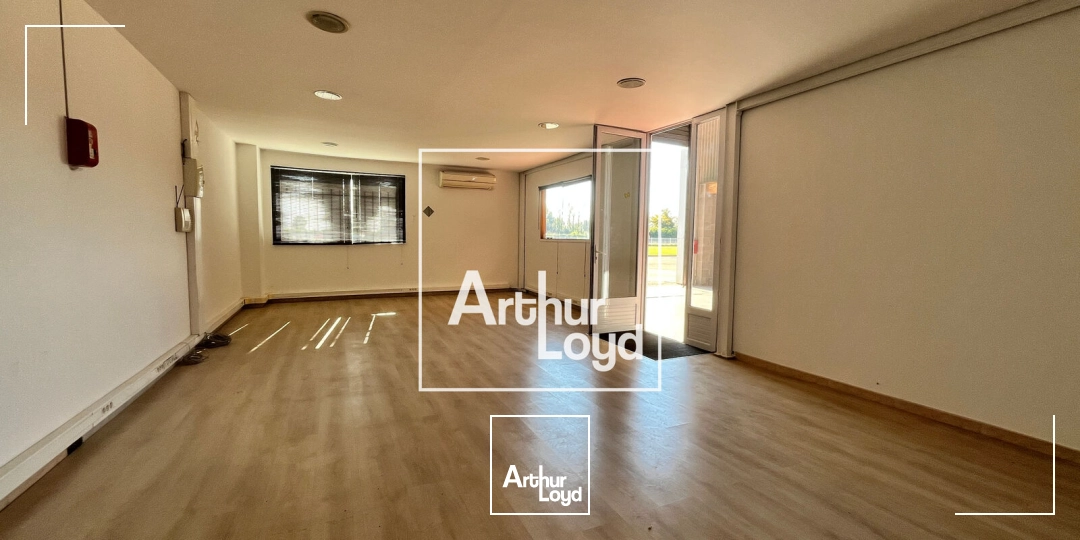 Locaux d'activité & Entrepôts - Location - SAINT GILLES - 30800 - 380-380 - 7725515