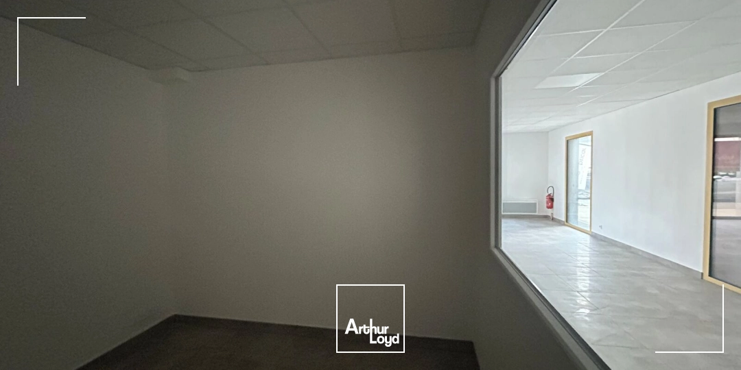 Locaux commerciaux - Location - SAUTRON - 44880 - 93.7-93.7 - 7725804