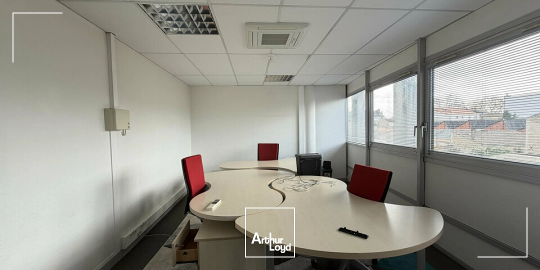 Bureaux - Location - NIORT - 79000 - 75.73-75.73 - 7726277