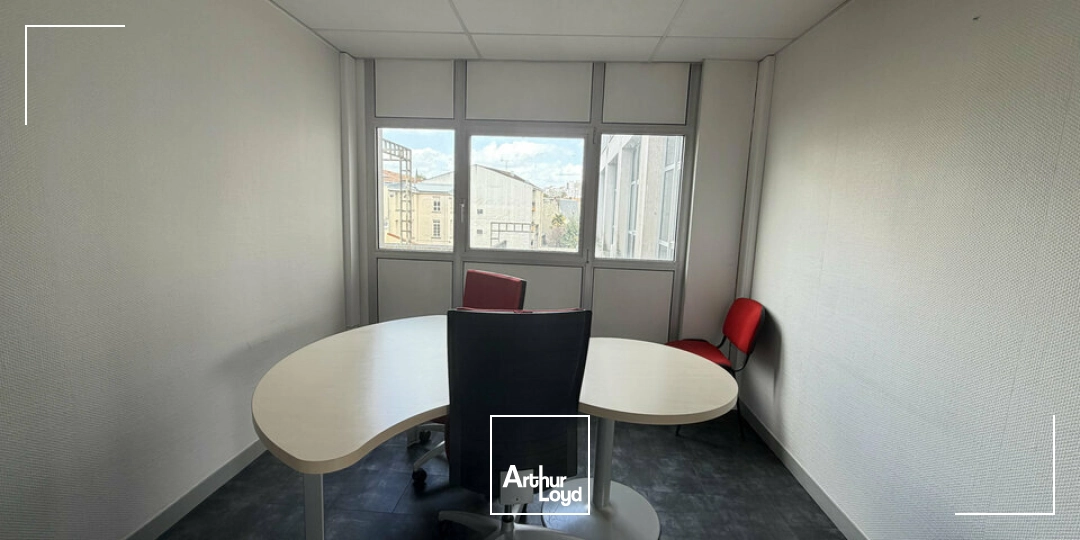 Bureaux - Location - NIORT - 79000 - 75.73-75.73 - 7726282