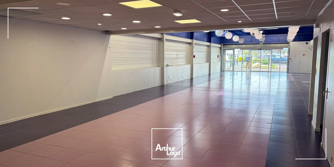 Locaux commerciaux - Location - VENETTE - 60280 - 332-332 - 7733432