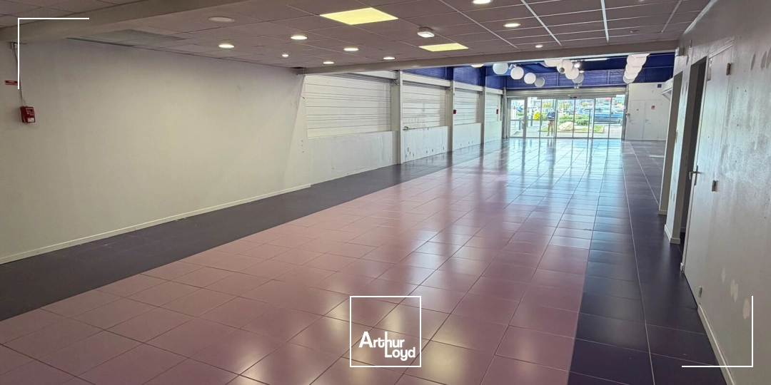 Locaux commerciaux - Location - VENETTE - 60280 - 332-332 - 7733433