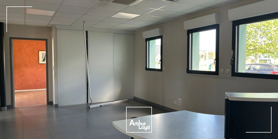 Locaux d'activité & Entrepôts - Location - SAINT NAZAIRE - 44600 - 541.45-541.45 - 7736423