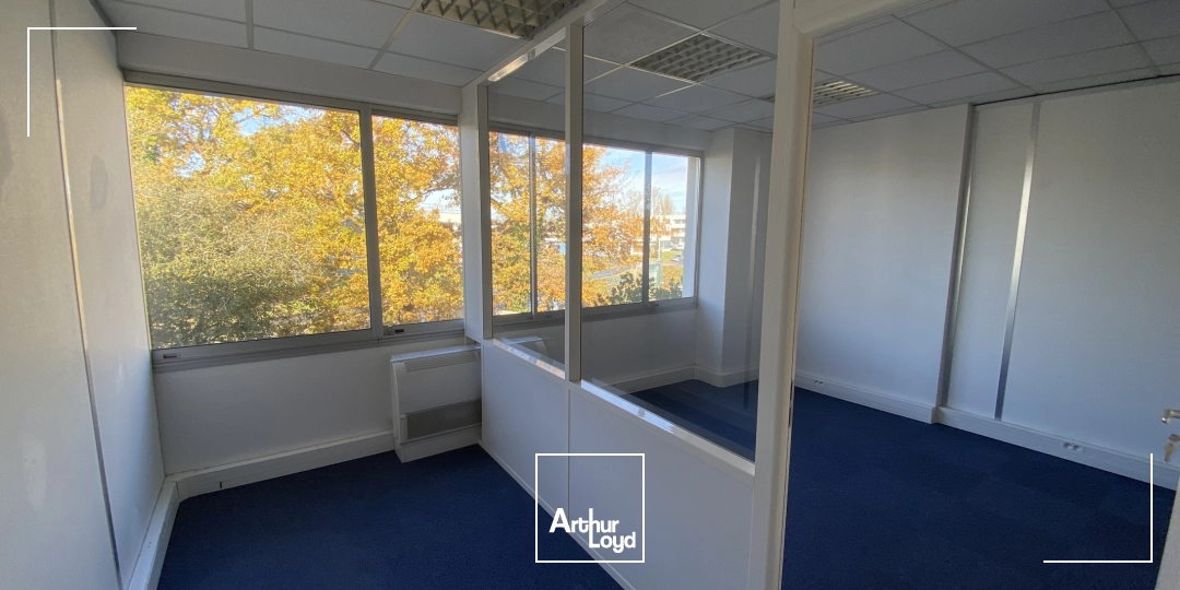 Bureaux - Location - MERIGNAC - 33700 - 100-550 - 7744537