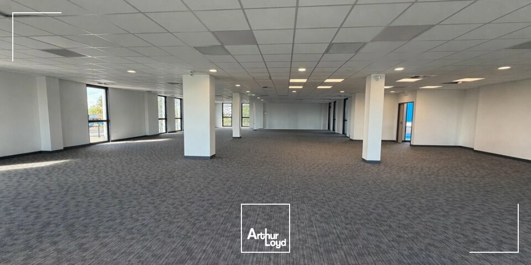 Bureaux - Location - CHAURAY - 79180 - 156-329 - 7749133