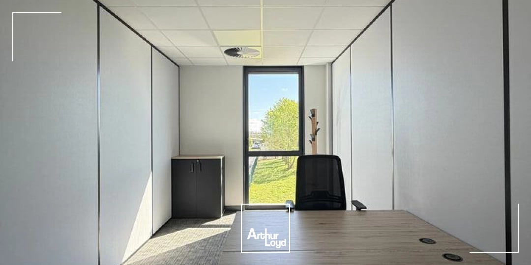 Bureaux - Location - CHAURAY - 79180 - 12-12 - 7749158