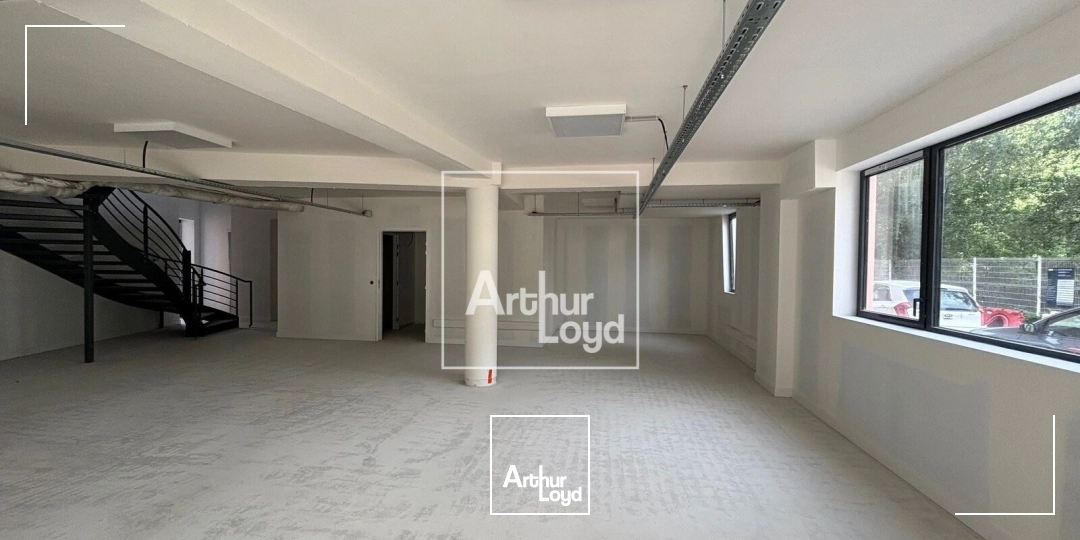 Locaux d'activité & Entrepôts - Vente - GRENOBLE - 38000 - 118.22-1035.88 - 7750663