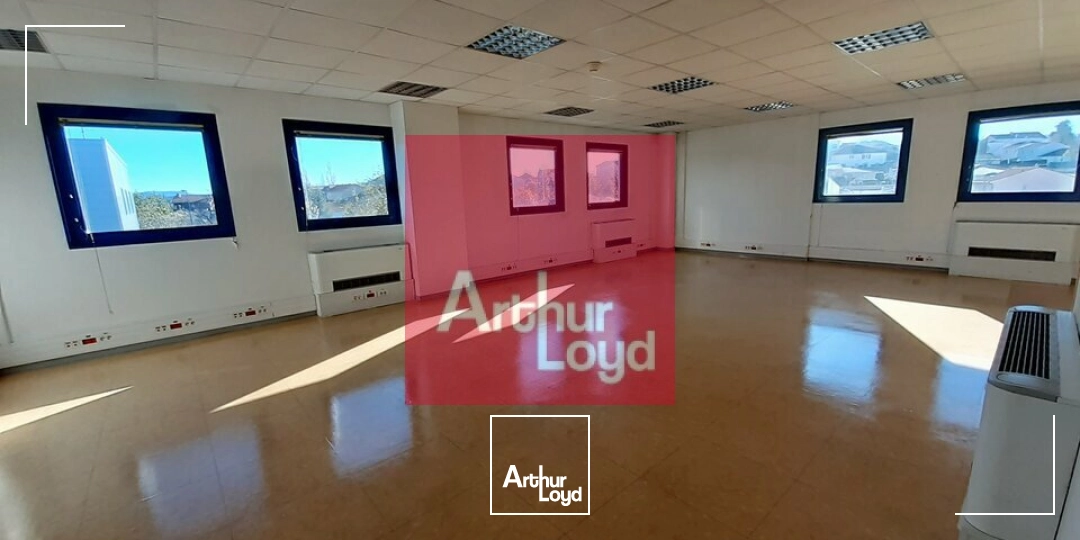 Bureaux - Location - CLERMONT FERRAND - 63000 - 300-577 - 7752240
