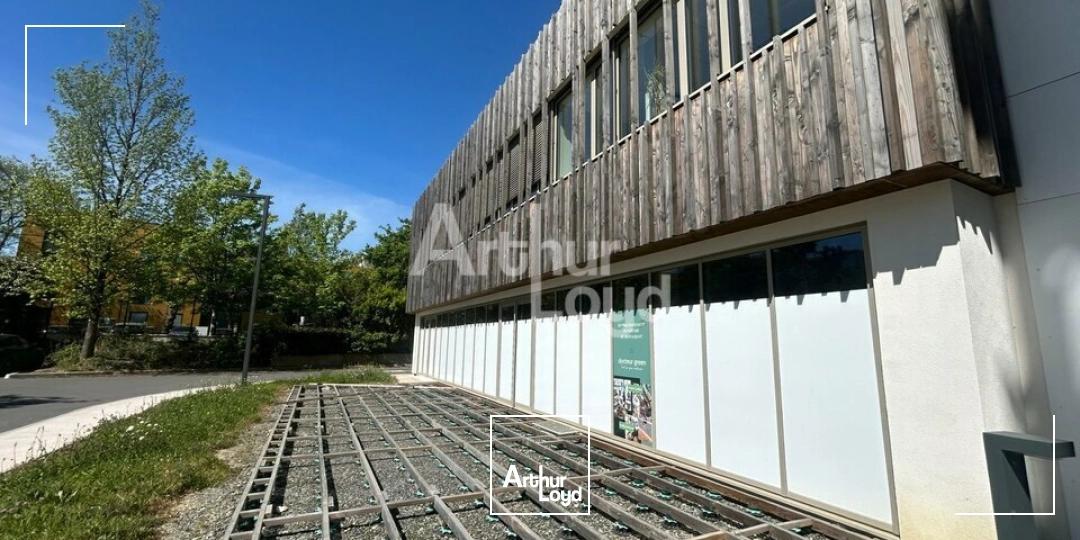 Locaux commerciaux - Vente - CESSON SEVIGNE - 35510 - 305-305 - 7758088