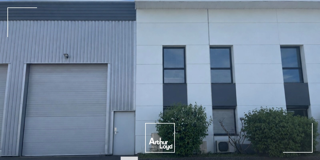 Locaux d'activité & Entrepôts - Location - SAINT PRIEST - 69800 - 340-340 - 7774487