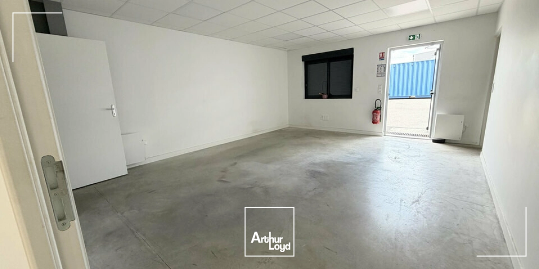 Locaux d'activité & Entrepôts - Location - CORMONTREUIL - 51350 - 480-480 - 7779327