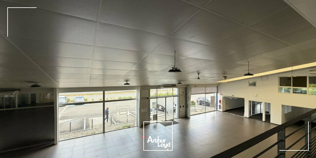 Locaux commerciaux - Vente - CHÂTELLERAULT - 86100 - 697-1614 - 7784235